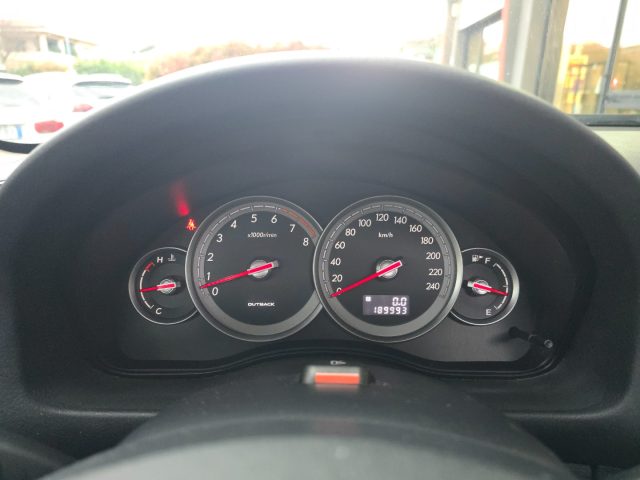 SUBARU OUTBACK usata, con Boardcomputer