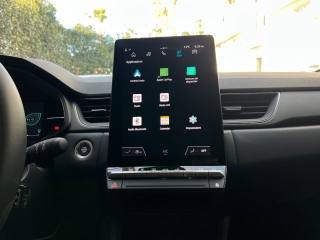 RENAULT Captur usata, con Bracciolo