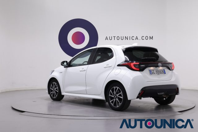 TOYOTA Yaris usata, con Sistema di navigazione