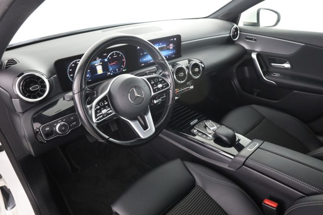 MERCEDES-BENZ A 180 usata 0