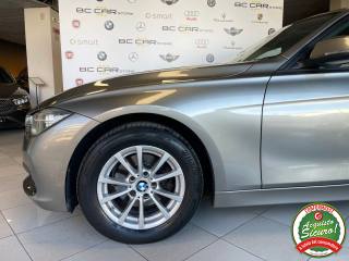 BMW 318 usata, con Park Distance Control