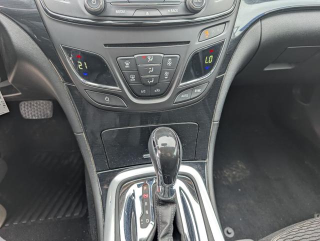 OPEL Insignia usata, con Fari Xenon