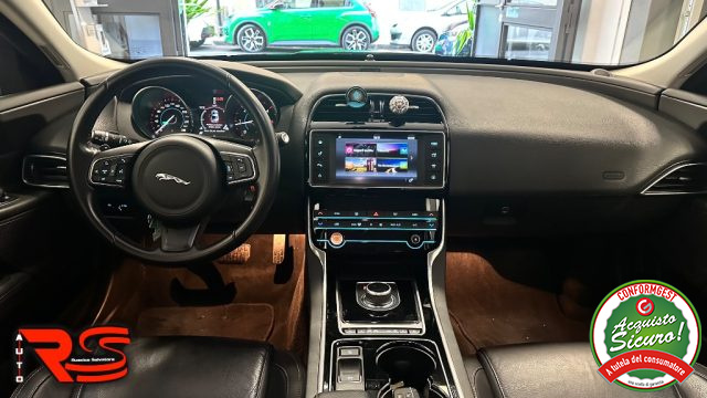 JAGUAR XE usata, con Climatizzatore