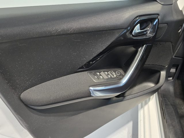 PEUGEOT 208 usata, con Servosterzo