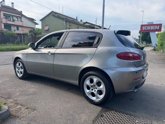 ALFA ROMEO 147 usata 3