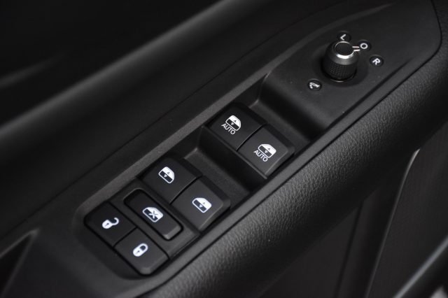 JEEP Compass usata, con Interni in pelle