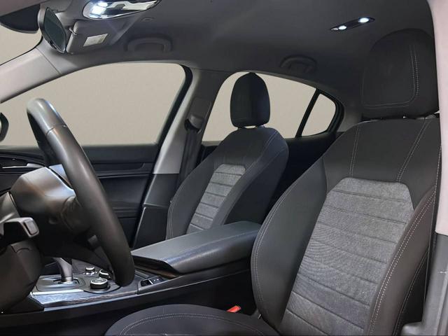 ALFA ROMEO Stelvio usata, con Controllo automatico clima