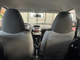 TOYOTA Aygo usata 23