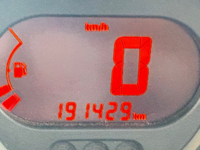 RENAULT Twingo usata 30