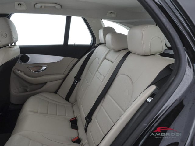 MERCEDES-BENZ C 200 usata 9
