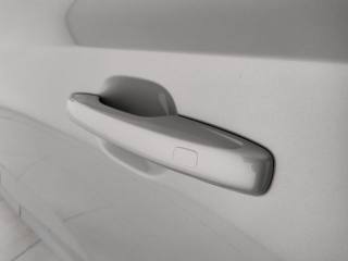 VOLVO XC60 usata, con Autoradio digitale