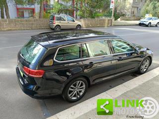 VOLKSWAGEN Passat Variant usata, con Supporto lombare