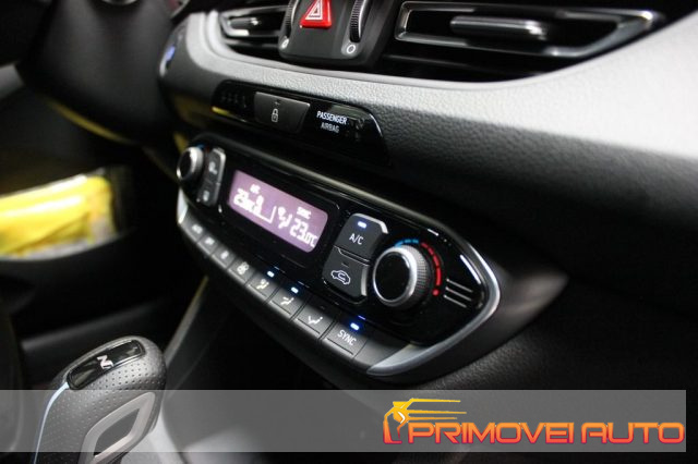 HYUNDAI i30 usata, con Servosterzo