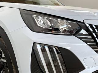 PEUGEOT 2008 usata, con Autoradio digitale