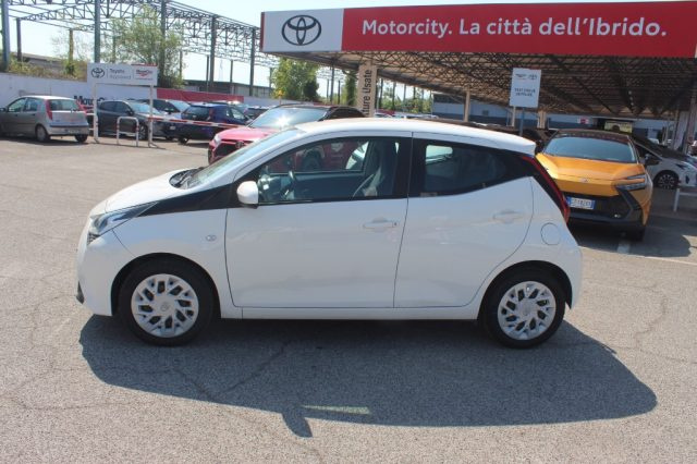 TOYOTA Aygo usata, con Autoradio