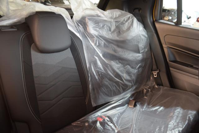 JEEP Avenger usata, con Sedile posteriore sdoppiato