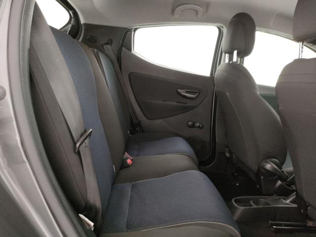 LANCIA Ypsilon usata, con Park Distance Control