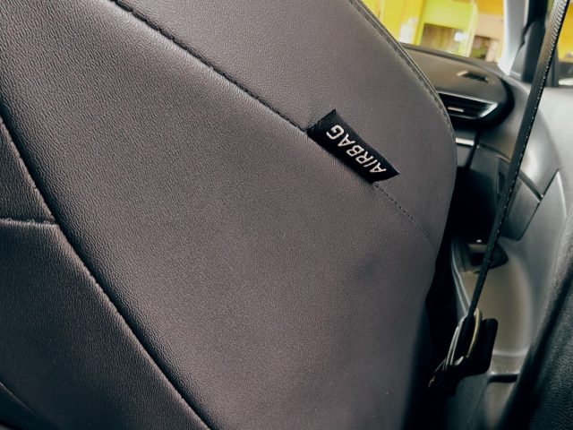 PEUGEOT 5008 usata, con Telecamera per parcheggio assistito