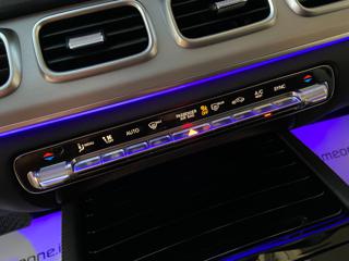 MERCEDES-BENZ GLE 300 usata, con Telecamera per parcheggio assistito