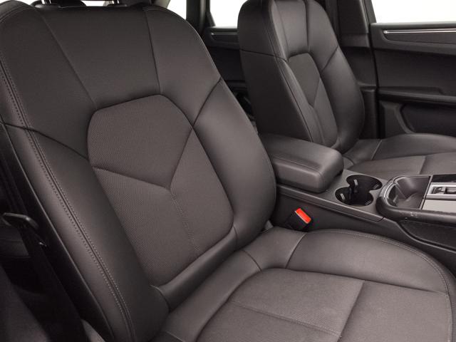 PORSCHE Macan usata, con Autoradio digitale