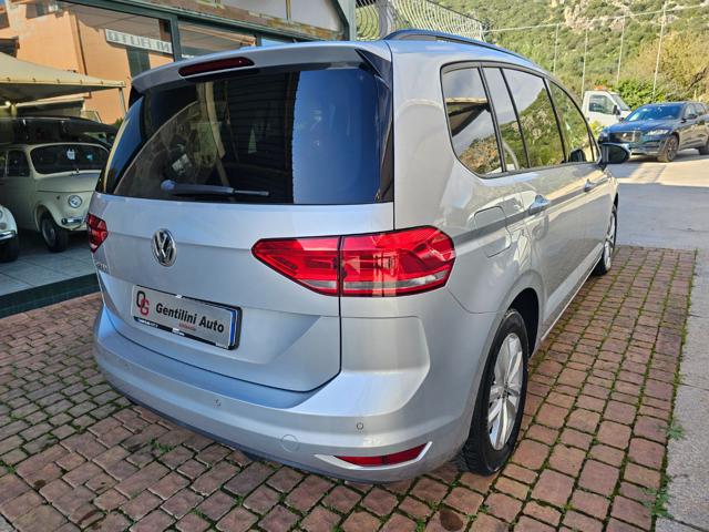 VOLKSWAGEN Touran usata, con Cerchi in lega