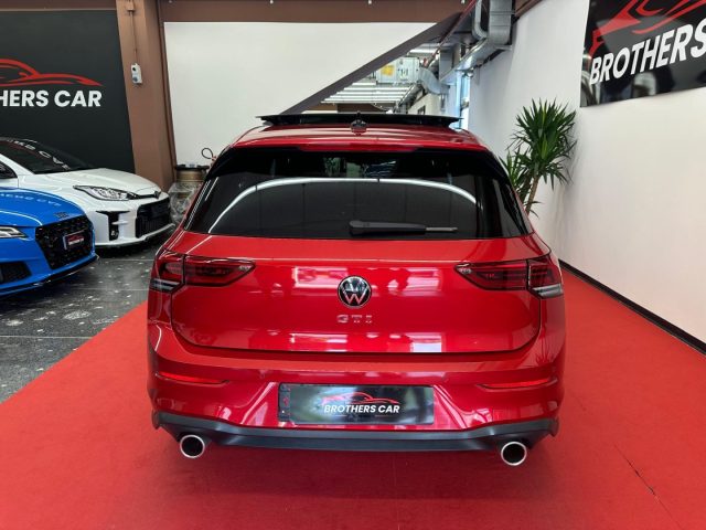 VOLKSWAGEN Golf GTI usata, con Autoradio
