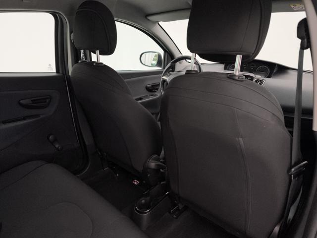 LANCIA Ypsilon usata, con MP3