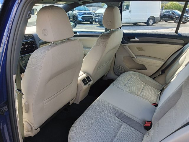 VOLKSWAGEN Golf Variant usata, con MP3