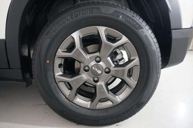 JEEP Avenger usata, con Autoradio