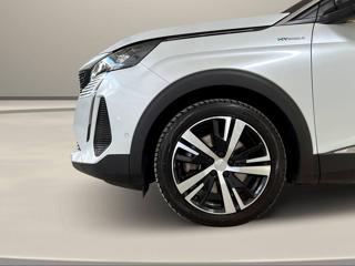 PEUGEOT 3008 usata, con Luci diurne