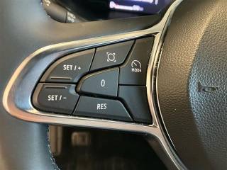 RENAULT Captur usata, con Sensori di parcheggio posteriori