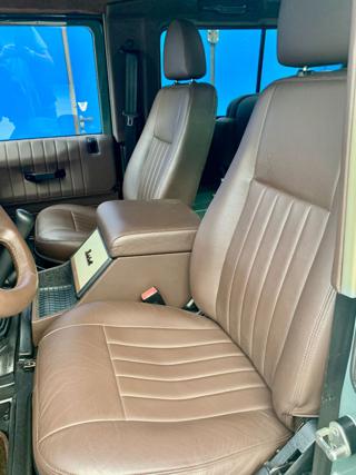 LAND ROVER Defender usata, con Sistema di navigazione