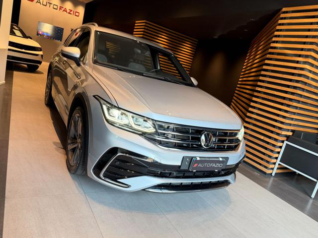 VOLKSWAGEN Tiguan usata, con Lettore CD