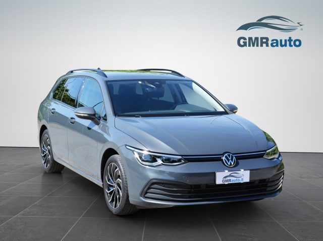 VOLKSWAGEN Golf Variant usata, con Autoradio