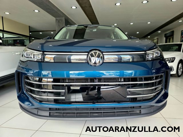 VOLKSWAGEN Tiguan usata, con USB