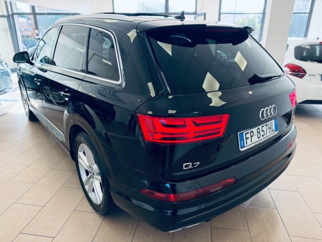 AUDI Q7 usata, con Alzacristalli elettrici