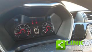 MAHINDRA KUV100 usata, con Controllo trazione
