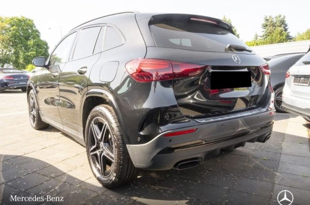 MERCEDES-BENZ GLA 180 usata, con Boardcomputer