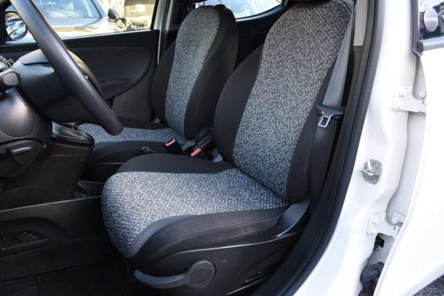 LANCIA Ypsilon usata, con Chiusura centralizzata