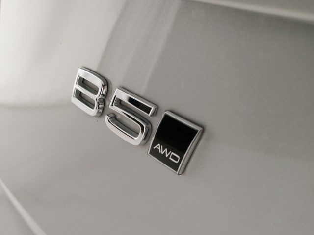 VOLVO XC90 usata, con Luci diurne LED