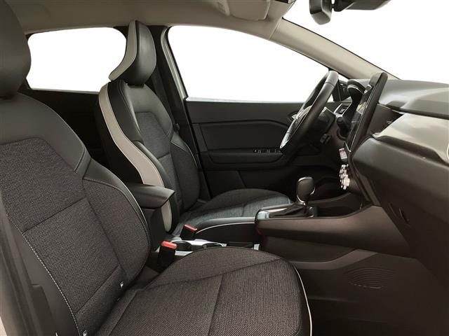 RENAULT Captur usata, con Volante in pelle