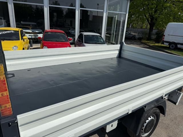 OPEL Movano usata, con Volante multifunzione