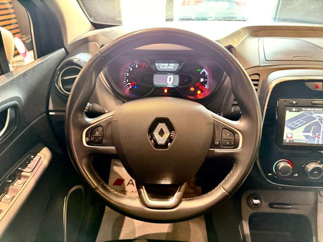 RENAULT Captur usata, con Controllo automatico clima