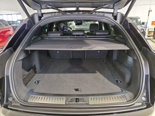 LAND ROVER Range Rover Velar usata, con Interni in pelle