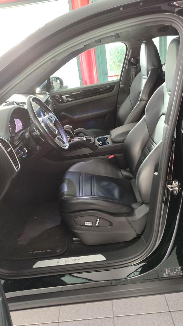 PORSCHE Cayenne usata, con Autoradio