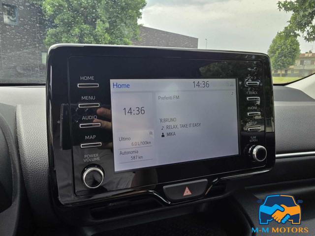 TOYOTA Yaris usata, con Bluetooth