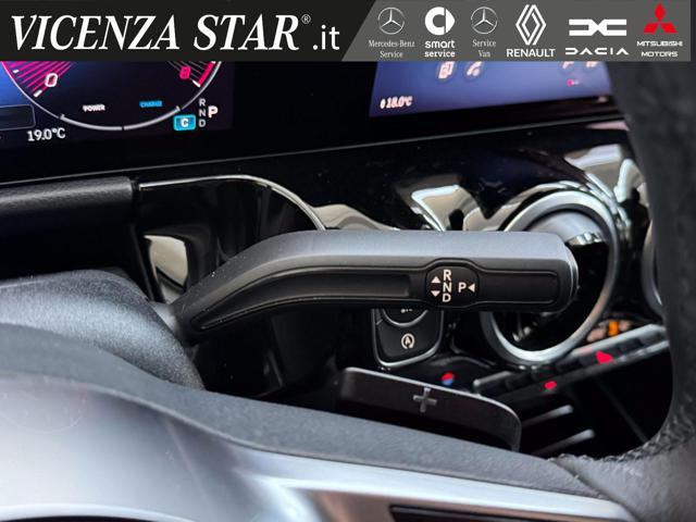 MERCEDES-BENZ GLA 180 usata, con USB
