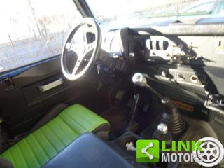 LAND ROVER Defender usata, con Bracciolo