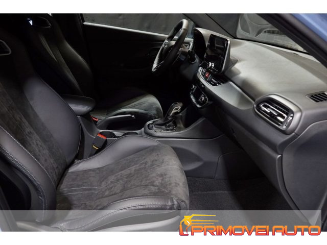 HYUNDAI i30 usata, con Airbag