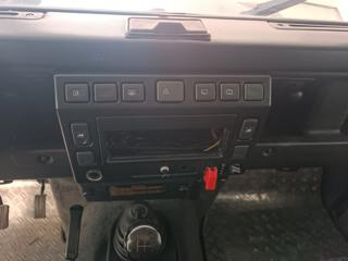 LAND ROVER Defender usata 15